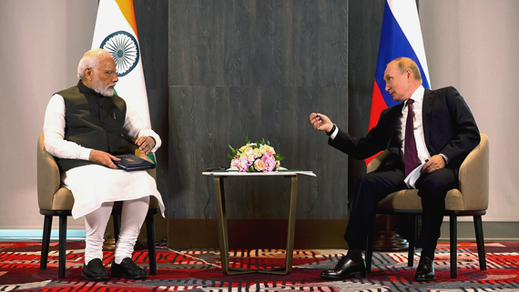 Bloomberg: визит Моди в Москву сводит на нет усилия Запада по изоляции РФ