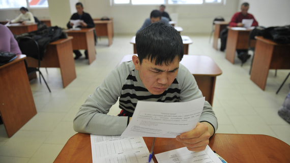 Доля не сдавших экзамен по русскому языку мигрантов выросла до 30%