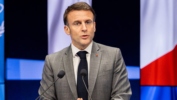 Le Figaro: Макрон может отменить поездку на саммит НАТО