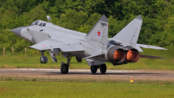 Россия подняла в небо МиГ-31 из-за самолета ВВС Норвегии над Баренцевым морем