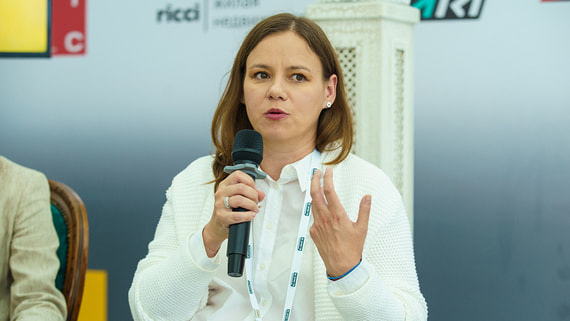 Елена Ахметова: «Нам нужен не ИИ, а эмоциональный интеллект»