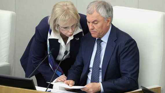 Володин подписал распоряжение об уведомительном выезде из России для депутатов