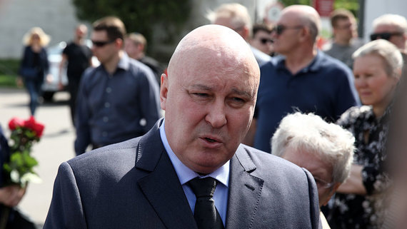Экс-депутат Абельцев обещал за вознаграждение должность помощника депутата Думы
