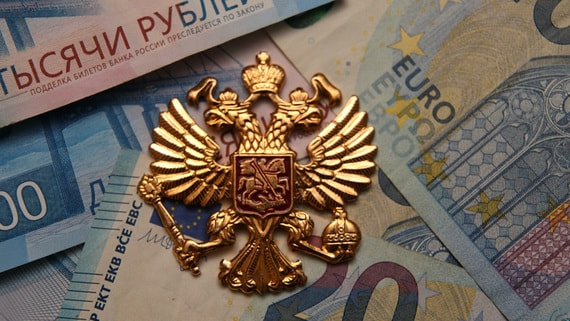 Первый транш из доходов от активов России перечислят Еврокомиссии в августе