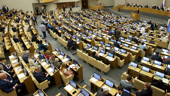 Депутаты приняли закон о повышении пошлин за обращение в суды