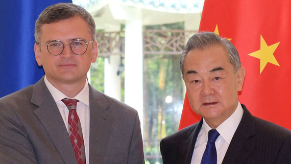 Кулеба заверил КНР в готовности к переговорам с Россией и поддержке по Тайваню