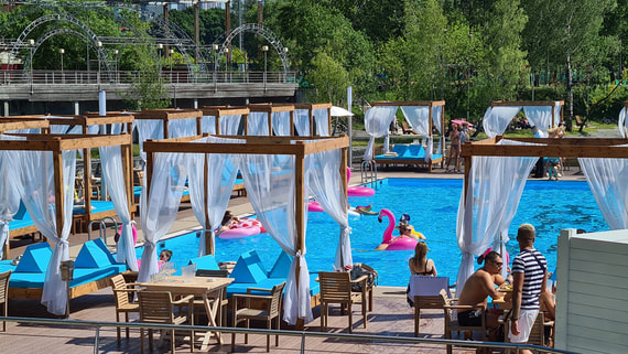 Собянин рассказал о популярности московских бассейнов под открытым небом