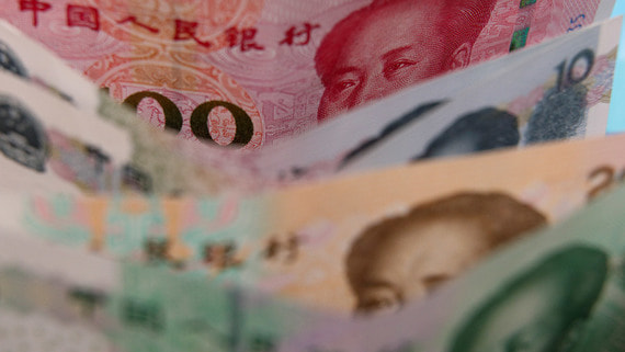 Банк России в августе увеличит чистые продажи юаней