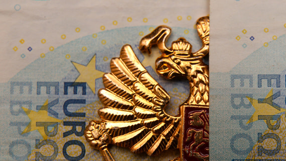Банк России понизил курс евро до 100,76 рубля на 31 августа