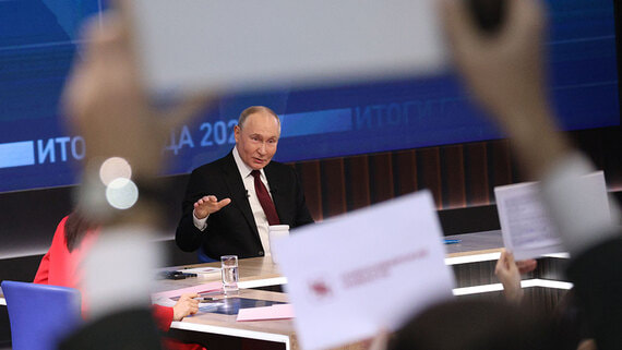 Путин: Россия готова к переговорам с любым легитимным лидером Украины