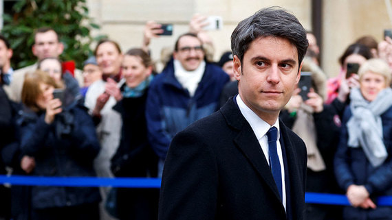 Премьером Франции станет 34-летний министр образования