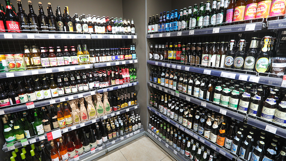 Более 1100 компаний нарушили правила маркировки слабого алкоголя в 2023 году
