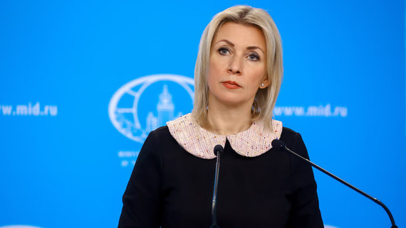 Захарова назвала преступным отношением к людям лишение россиян ВНЖ в Латвии