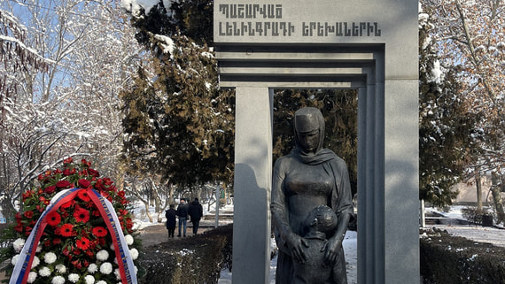 СК Армении обнаружил осквернившего памятник детям блокадного Ленинграда жителя