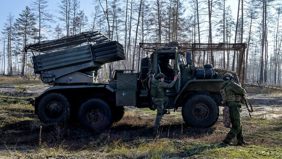 Российские военные взяли под контроль Дзержинск в ДНР