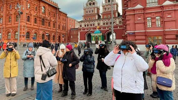 Взгляд изнутри: экскурсоводы Москвы рассказали о новых маршрутах и впечатлениях