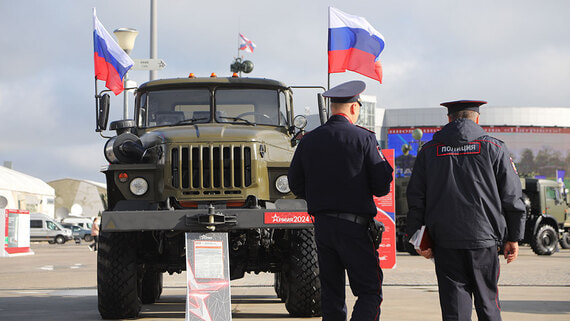 Двое экс-сотрудников центра «Патриот» осуждены за взятку более 27 млн рублей