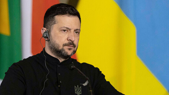 В Кремле ответили на угрозы Зеленского об ударе во время парада