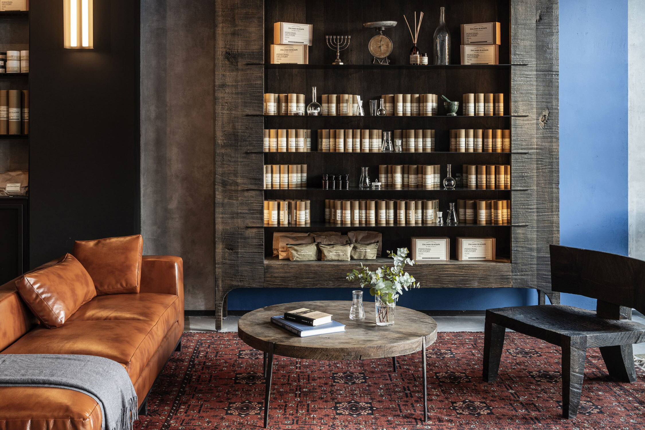 10 бутиков со стильными интерьерными решениями