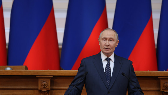Путин поздравил лидеров и граждан иностранных государств с 80-летием Победы