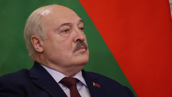 Лукашенко объяснил свое длительное пребывание у власти