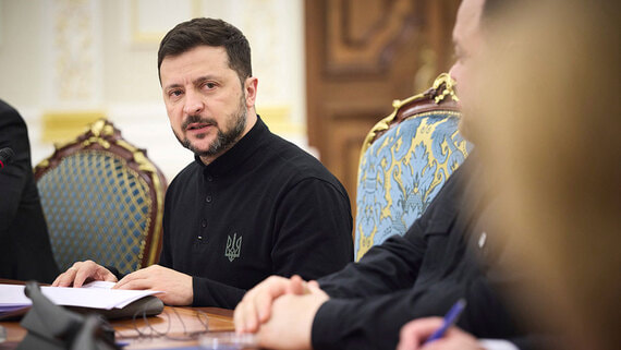 Guardian: британский советник Пауэлл даст рекомендации Зеленскому