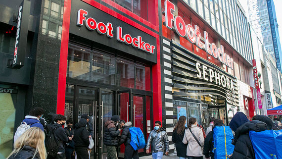 Dick's Sporting Goods объявила о покупке Foot Locker за ,4 млрд