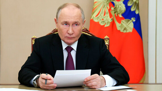 Песков: Путин в режиме онлайн получает все сведения о переговорах в Стамбуле