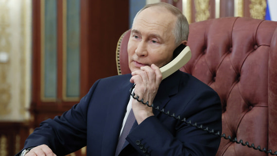 Путин проводит разговор с Трампом из образовательного комплекса в Сочи