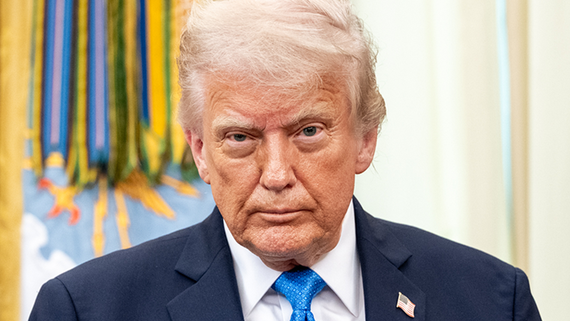 Bloomberg: после разговора с Путиным Трамп заявил об уверенности в победе России