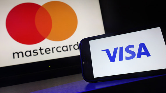 Bloomberg узнал об антимонопольной проверке Visa и Mastercard Еврокомиссией