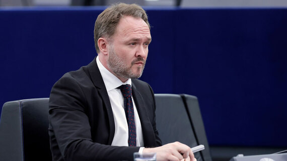 ЕК: запрет на импорт газа из РФ должен действовать и после конфликта на Украине