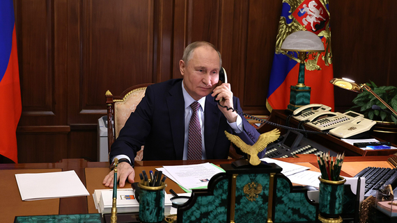 Путин 3 июля может провести международный телефонный разговор