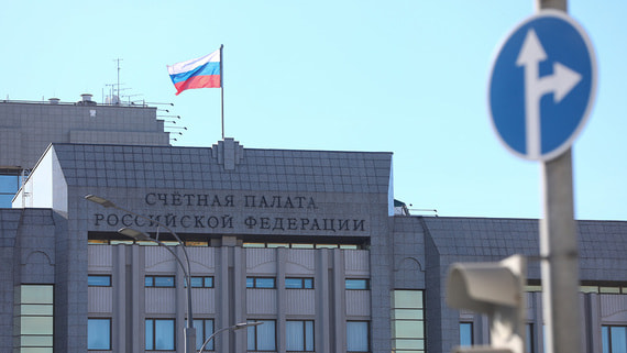 Просроченная дебиторская задолженность перед бюджетом выросла почти вдвое