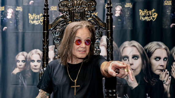 Umrl je legendarni rocker Ozzy Osbourne