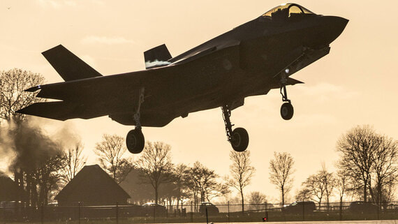 НАТО подняло в воздух два итальянских F-35 из-за приближения российских самолетов