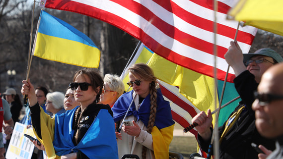 WSJ: украинские беженцы в США начали терять легальный статус