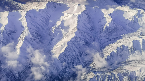 Российскую альпинистку Наговицину признают пропавшей без вести