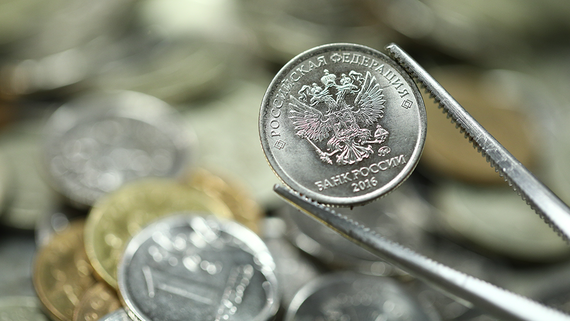 С начала 2025 года российские банки заработали 2,1 трлн рублей