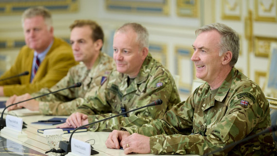 В Киев прибыли начальник обороны и главный маршал авиации Великобритании