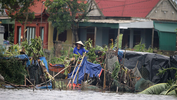 Восемь человек погибли из-за наводнений в Юго-Восточной Азии