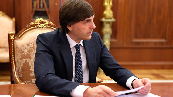 Кравцов доложил Путину о подготовке к учебному году