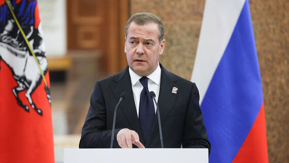 Медведев прокомментировал спор Украины и Польши о Волынской резне