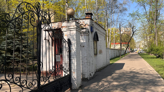 На месте санчасти «Почты России» на севере Москвы появится жилье