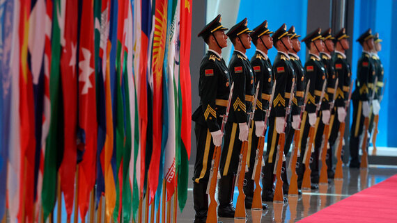 Ушаков рассказал об обсуждении украинского вопроса в кулуарах саммита ШОС