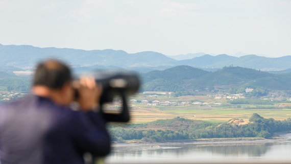 Южная Корея остановила вещание радио «Голос свободы» на КНДР