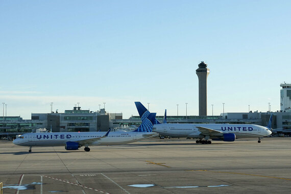 Один человек погиб при столкновении пассажирских самолетов в небе над США