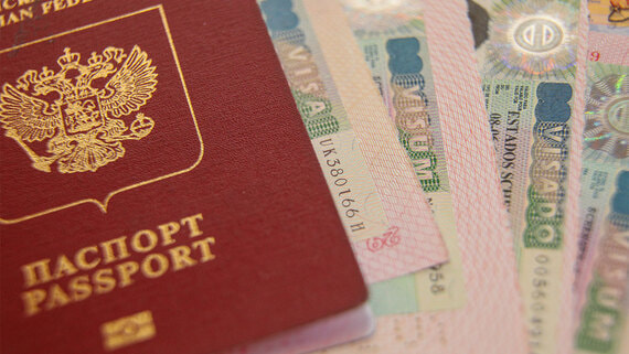 Китай введет на год безвизовый режим для россиян