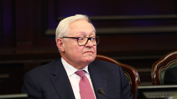 Рябков: Россия надеется на пересмотр ужесточения визовых правил США