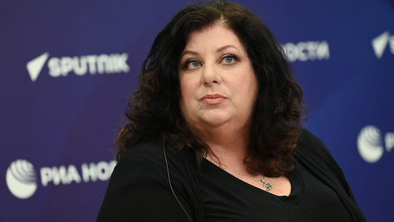 Путин дал гражданство РФ бывшей помощнице Байдена